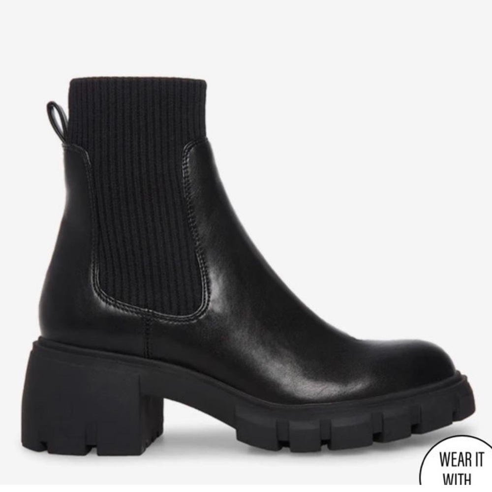 Steve Madden Black ZAPPA ankle booties water resistant